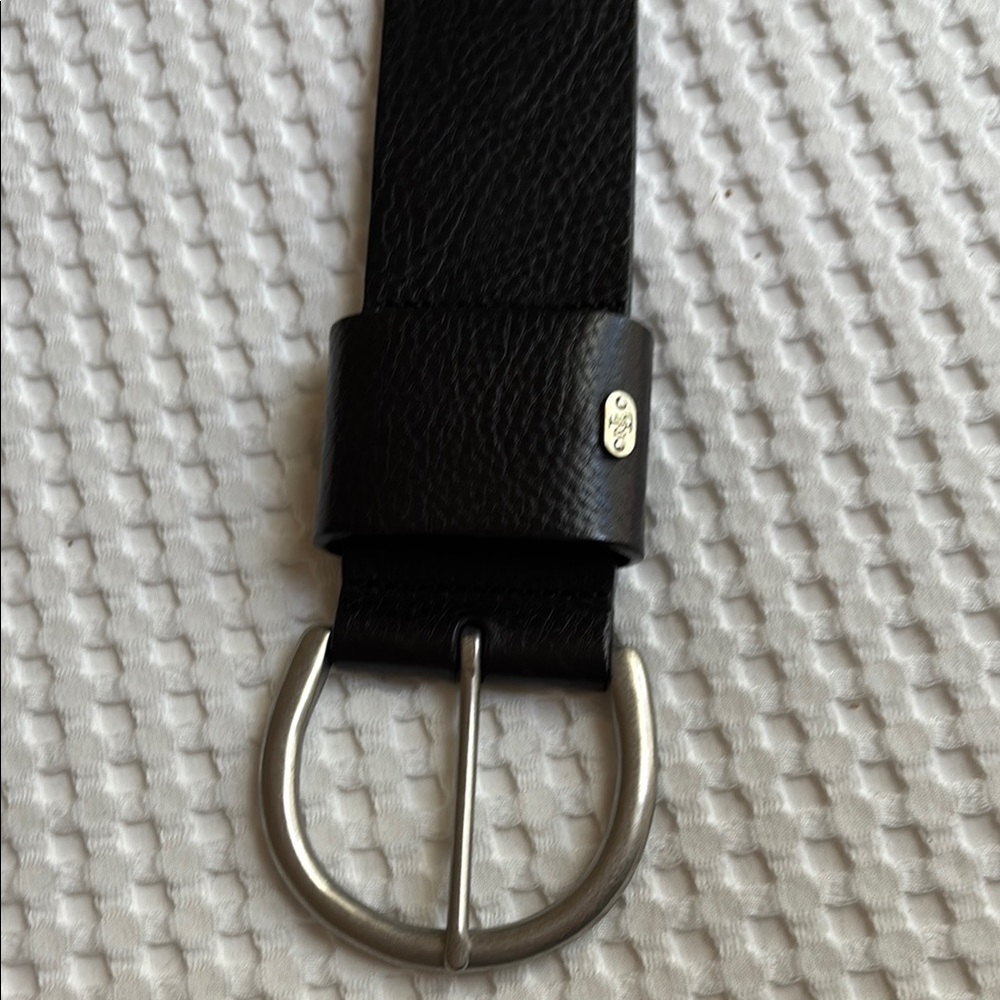 Black Leather Women’s Belt